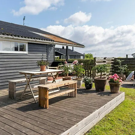 Split-level With View Of Aro Tatil Evi Haderslev