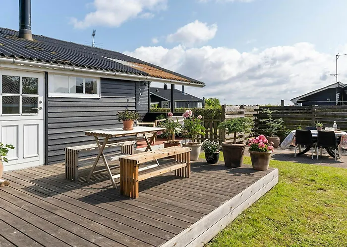 Split-level With View Of Aro Tatil Evi Haderslev