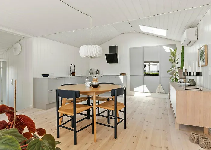 Split-level With View Of Aro Tatil Evi