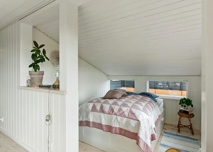 Tatil Evi Split-level With View Of Aro Haderslev
